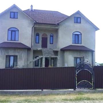 Будинок Сторожинець