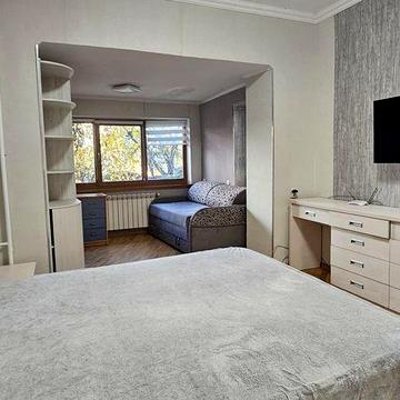 Оренда трьохкімнатної квартири на Корбутівці 18000