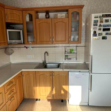 Продаж просторої  квартири 108 м2 з ремонтом.