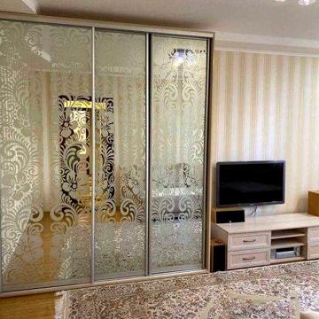 продам 2-к.кв.2/9,вул.Стародніпровська,РЕМОНТ