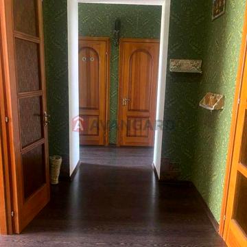 Продам 3 комнатную квартиру Сталинка Яворницкого