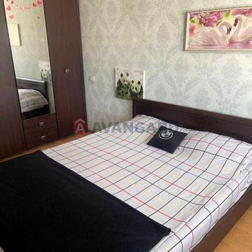 Продам 3 комнатную квартиру Сталинка Яворницкого