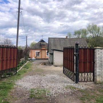 Продам будинок, м. Миронівка. 100 км від Києва