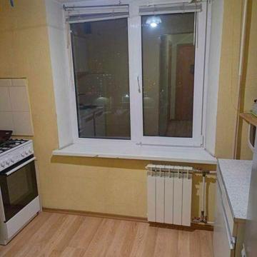 БЕЗ КОМІСІЇ  Райдужна 2 Б "чистий продаж"