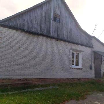Будинок у хорошому районі