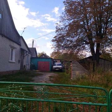 Будинок у хорошому районі