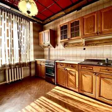 2кімнатна квартира в центрі (друга лінія від проспекту)
