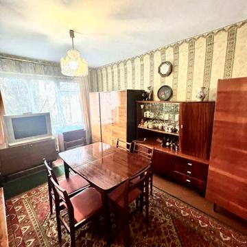 Продаю квартиру на Театральній Парк Юність