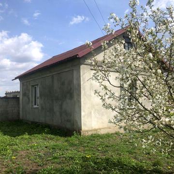 Продається дачний будинок
