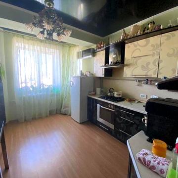 Продам 3х ком.кв двухуроаневая общ80м.кв