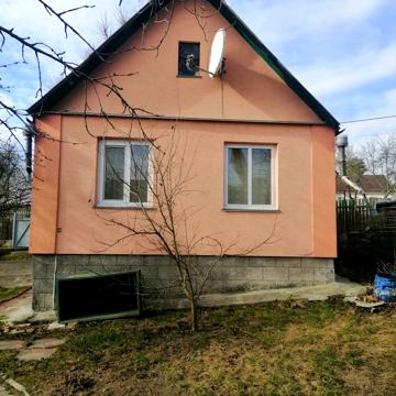 Виноградарська, 12