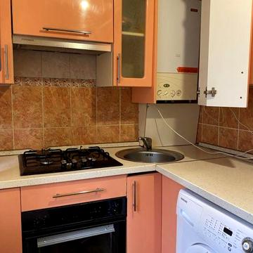Продам 2х-комнатную АО мебелью и техникой
