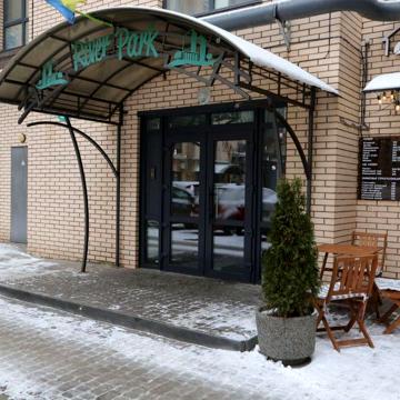 Продам квартиру в ЖК Рівер Парк з видом на річку