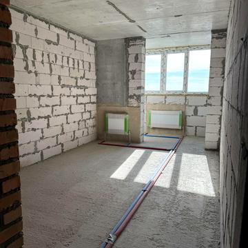 Теплична вул., 44