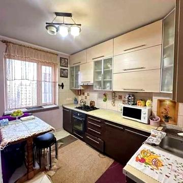 3-кімнатна квартира 70м2.Борщагівка.Київ.просп.Корольова 8.Окружна.