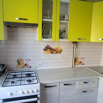 Компресорна вул., 36