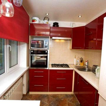 Продам 3 комнатную квартиру возле метро