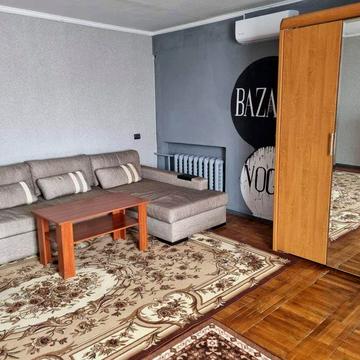 Сдается квартира в районе театра Магара.