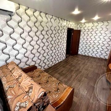 Соляні/Шкільна 1к квартира на 3 поверсі з 5. З меблями