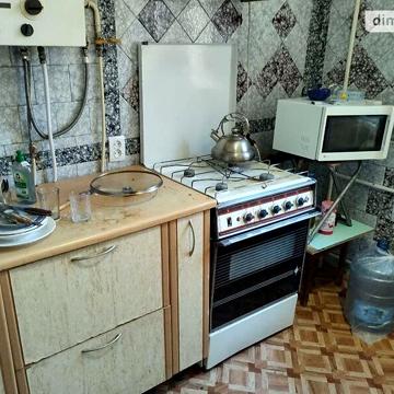 Продаж 3к Квартира вул. Фабрична