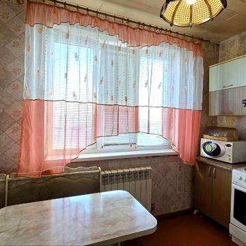 Амосова вул. (Корчагінців), 34