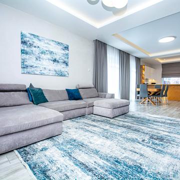 Петропавлівська вул., 53