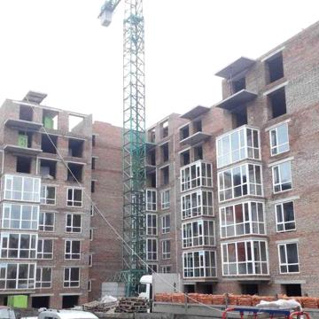 Продається 2х кімнатна квартира неподалік міста в с. Петриків.