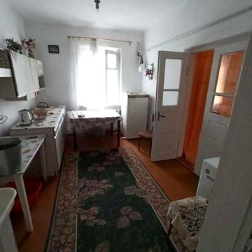 Продаж 3к Дім