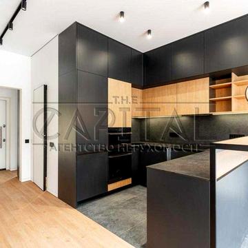 Продаж будинку, таунхаус, закрите КМ, Рожни