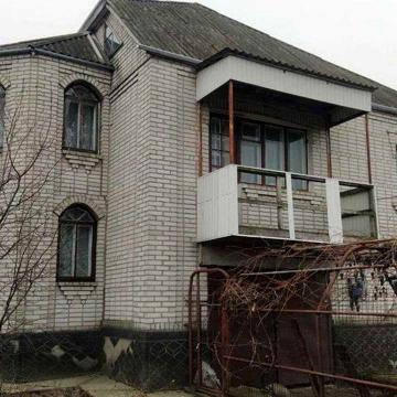 Срочно.продам дом под Киевом. Цена снижена сильно...