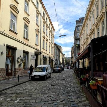 Братів Рогатинців вул., 7