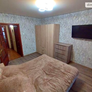Продажа 3к квартира Академіка Корольова вулиця