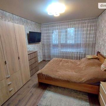 Продажа 3к квартира Академіка Корольова вулиця