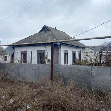Продам приватний будинок в центрі смт Семенівка, Полтавської області