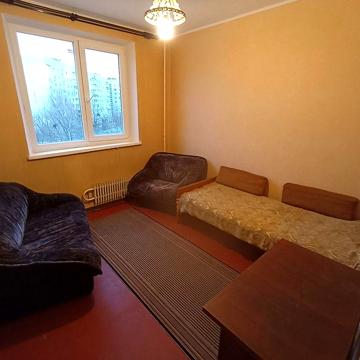 Сдам 2 комн квартиру, метро Индустриальная