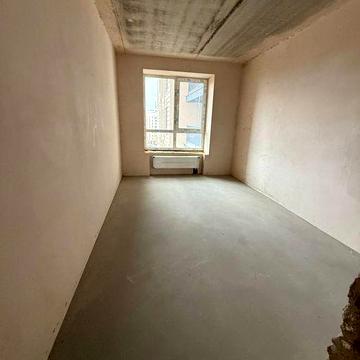 ЖК Центральний, двокімнатна в готовому будинку, частк. ремонт!