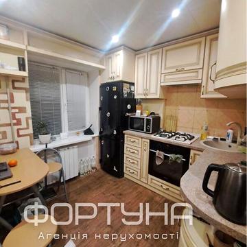 Продаж 2к Квартира вул. Соборності
