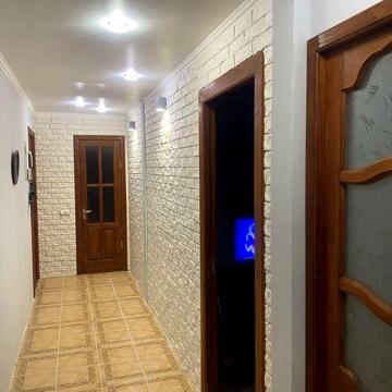 Продаж трикімнатної квартири на Ювілейній