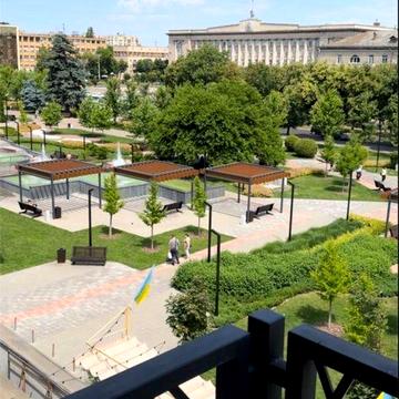 Продам 2к. квартиру, центр, видова