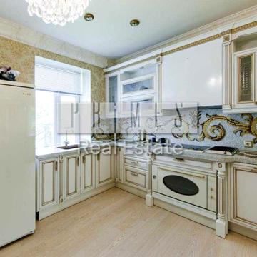 Продаж 3к квартири 75м2, вул. Грушевського Михайла, 28/2