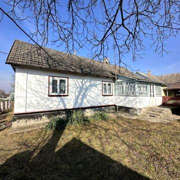 Будинок в с. Мирогоща Перша