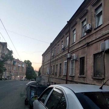 (3-33) Однокомнатная квартира в историческом центре города.