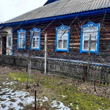 Сухолуччя, добротний деревяний будинок  114 кв.м. Недалеко море