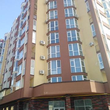 Івана Сльоти вул., 6