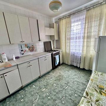 Продам 2к большая р-н Правды Слобожанский