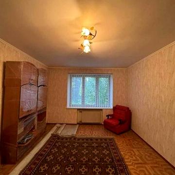 Продам 3х комнатную квартиру сталинка на Короленко, центр