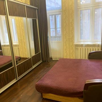 Ніни Строкатої вул. (Буніна), 21