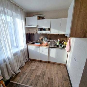 Продам 1К квартиру м.Обухів вул.Каштанова ( не гостинка )