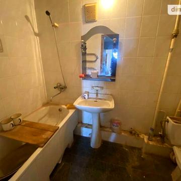 Продажа 2к квартира вул. Власенка