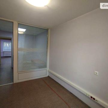 Продажа 2к квартира вул. Паркова
